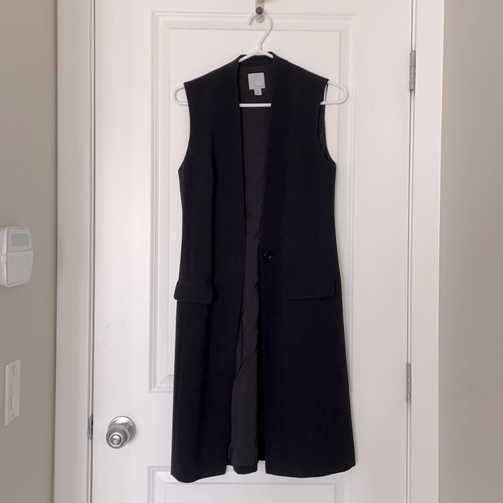 HALOGEN black longline vest